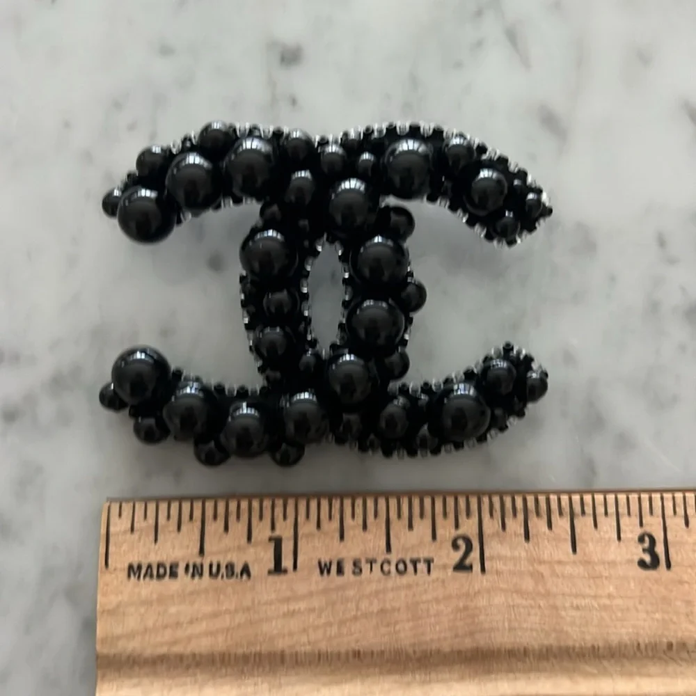CC Black Beaded Brooch - Picture 2 of 3